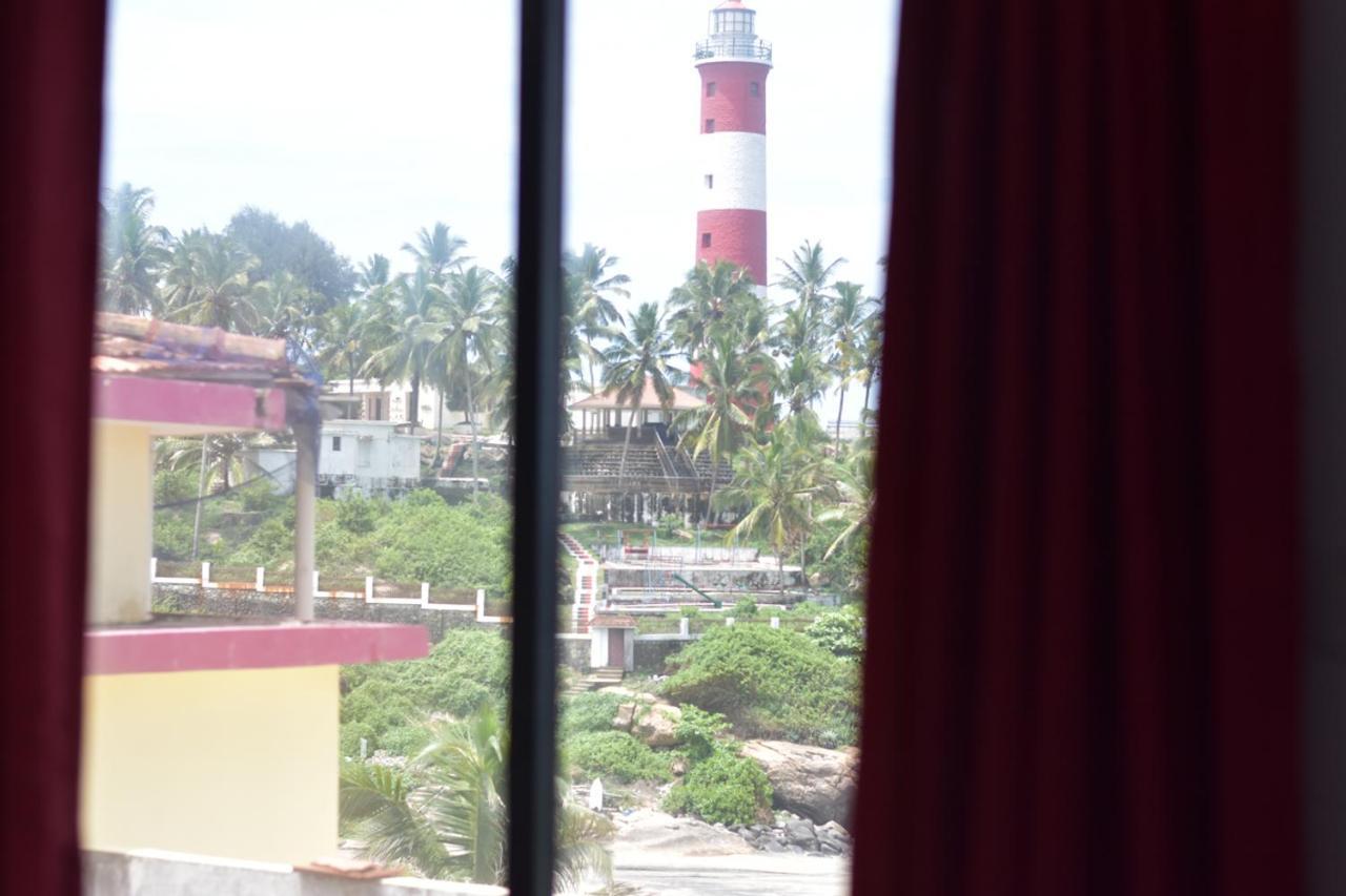 Packbag Beach Hotel Kovalam Esterno foto