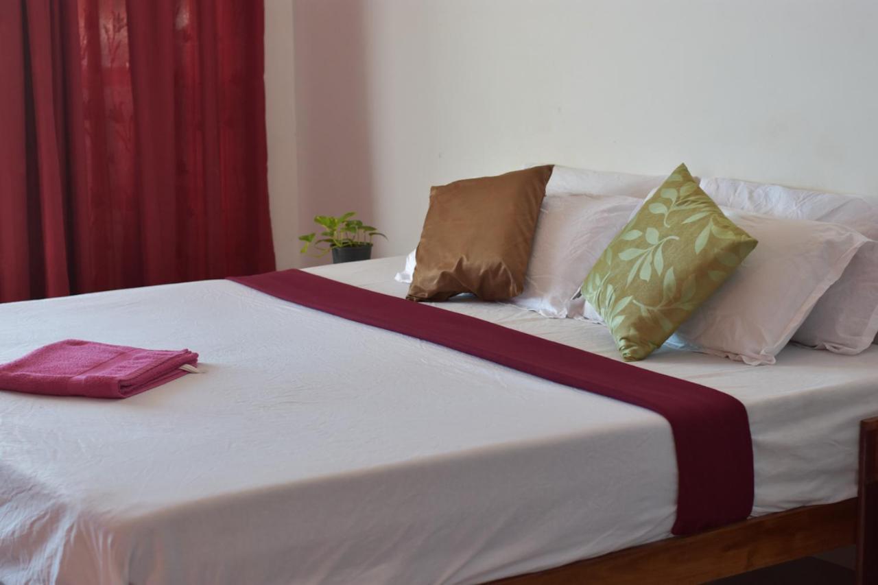 Packbag Beach Hotel Kovalam Esterno foto