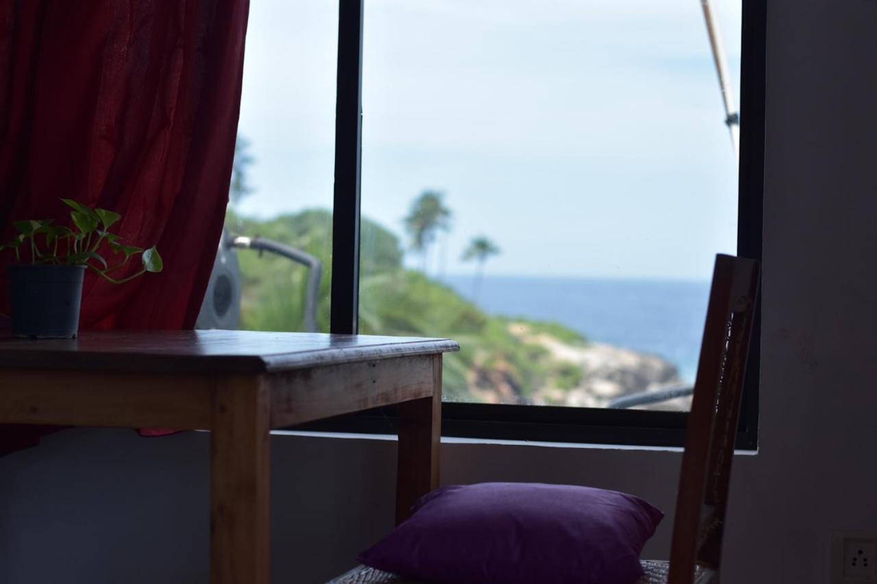 Packbag Beach Hotel Kovalam Esterno foto