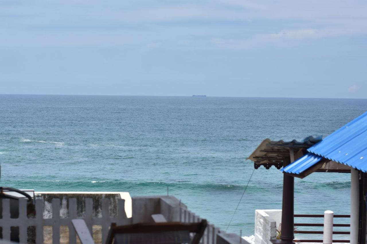 Packbag Beach Hotel Kovalam Esterno foto