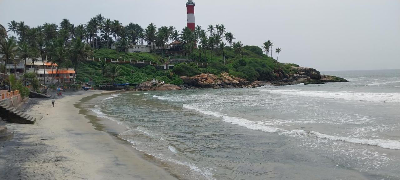 Packbag Beach Hotel Kovalam Esterno foto