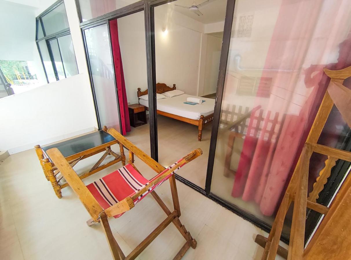 Packbag Beach Hotel Kovalam Esterno foto